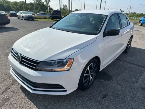 Another view of 2016 Volkswagen Jetta 1.4T SE for sale in Grove City, OH at Funky's Automotive - A division of ETC Auto Group