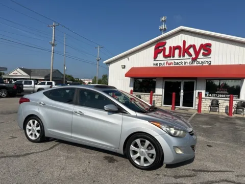 Silver 2013 Hyundai Elantra Limited for sale in Grove City, OH