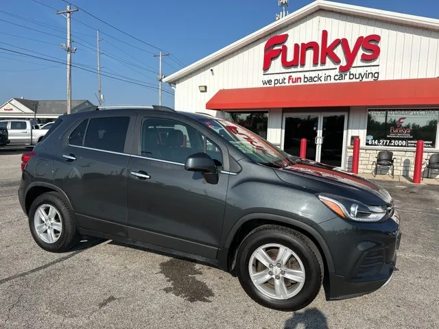 Gray 2017 Chevrolet Trax LT for sale in Grove City, OH