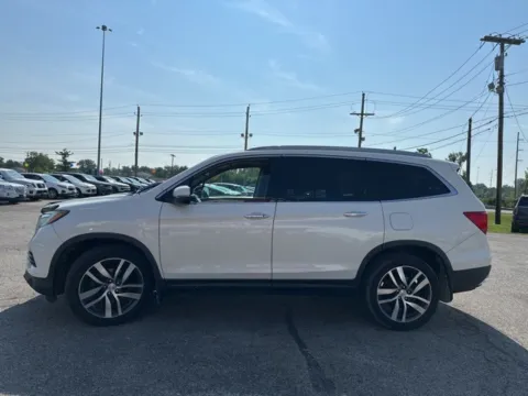 More photos of 2016 Honda Pilot Touring at Funky's Automotive - A division of ETC Auto Group, OH