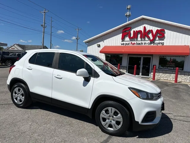 White 2018 Chevrolet Trax LS for sale in Grove City, OH