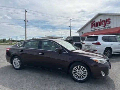 Black 2013 Toyota Avalon Hybrid XLE Premium for sale in Grove City, OH