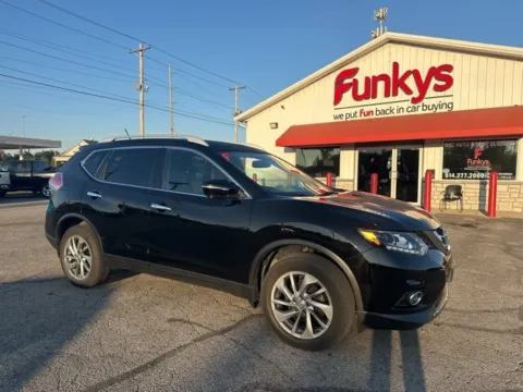Black 2015 Nissan Rogue SL for sale in Grove City, OH