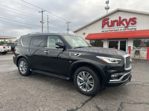 Black 2018 INFINITI QX80 for sale in Grove City, OH