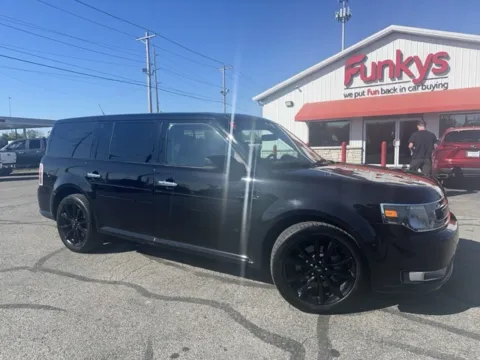 Black 2019 Ford Flex SEL for sale in Grove City, OH