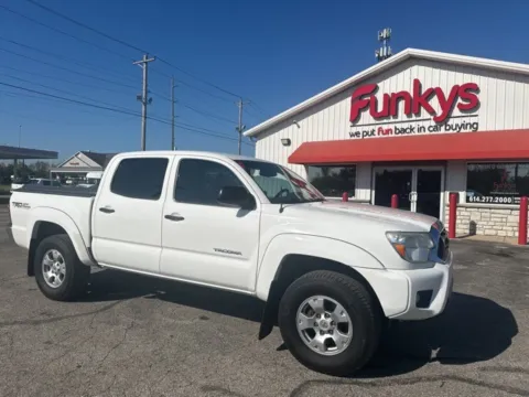 Black 2013 Toyota Tacoma PreRunner for sale in Grove City, OH