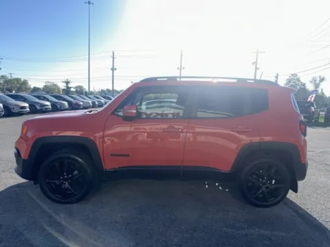 More photos of 2018 Jeep Renegade Altitude at Funky's Automotive - A division of ETC Auto Group, OH