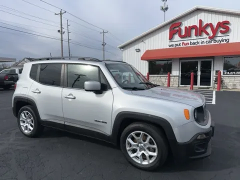 Silver 2018 Jeep Renegade Latitude for sale in Grove City, OH