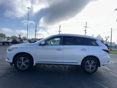 More photos of 2020 INFINITI QX60 LUXE at Funky's Automotive - A division of ETC Auto Group, OH