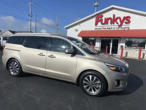 Beige 2015 Kia Sedona SX for sale in Grove City, OH