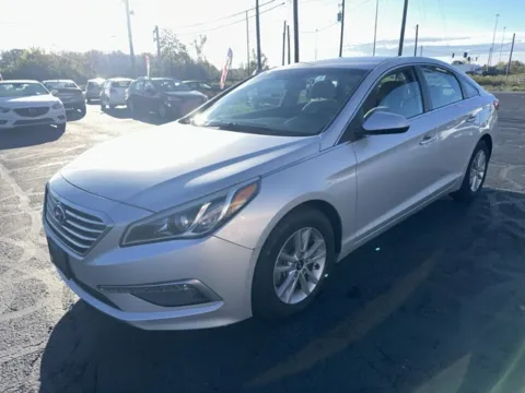 Another view of 2015 Hyundai Sonata SE for sale in Grove City, OH at Funky's Automotive - A division of ETC Auto Group