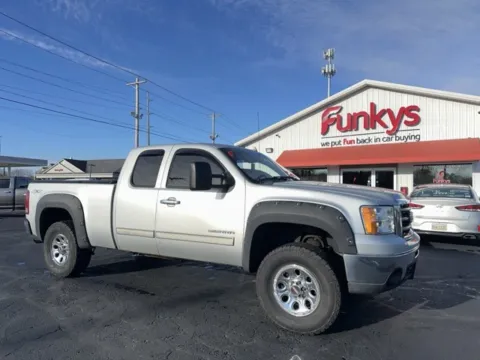 Silver 2010 GMC Sierra 1500 SL for sale in Grove City, OH