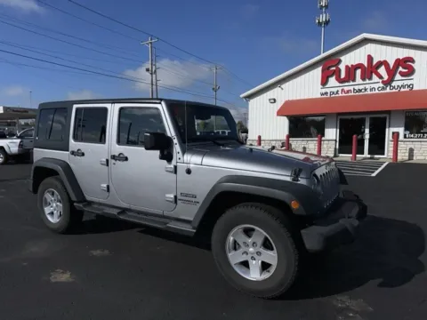 Silver 2015 Jeep Wrangler Unlimited Sport for sale in Grove City, OH