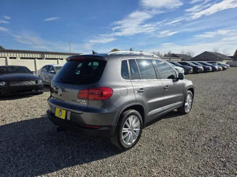 More photos of 2014 Volkswagen Tiguan SE at Driven, ID