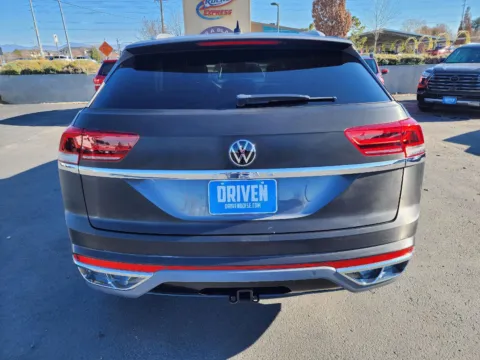 More photos of 2020 Volkswagen Atlas Cross Sport 3.6L V6 SEL R-Line at Driven, ID