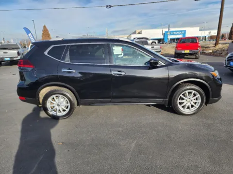 More photos of 2019 Nissan Rogue SV at Driven, ID