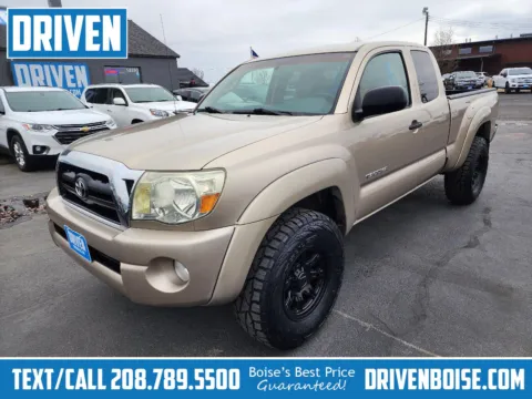 Beige 2006 Toyota Tacoma Pickup 4D 6 ft for sale in Boise, ID
