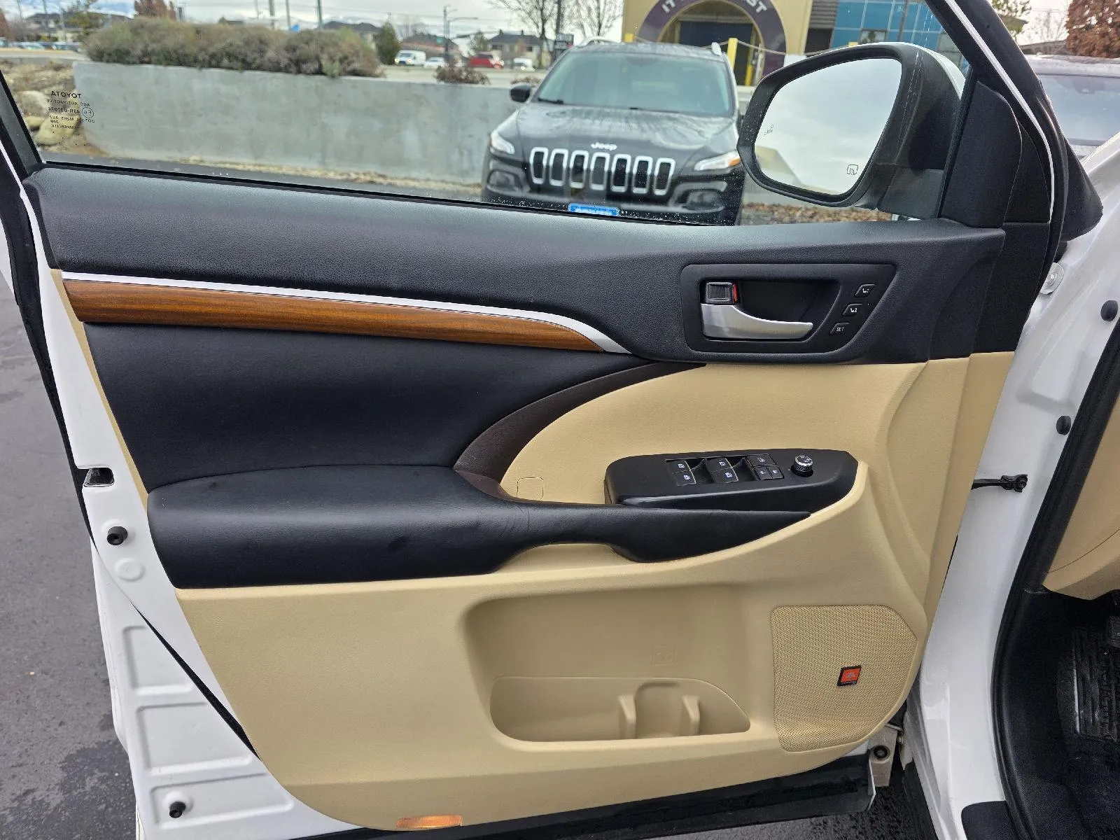 2019 Toyota Highlander Limited - Photo 13