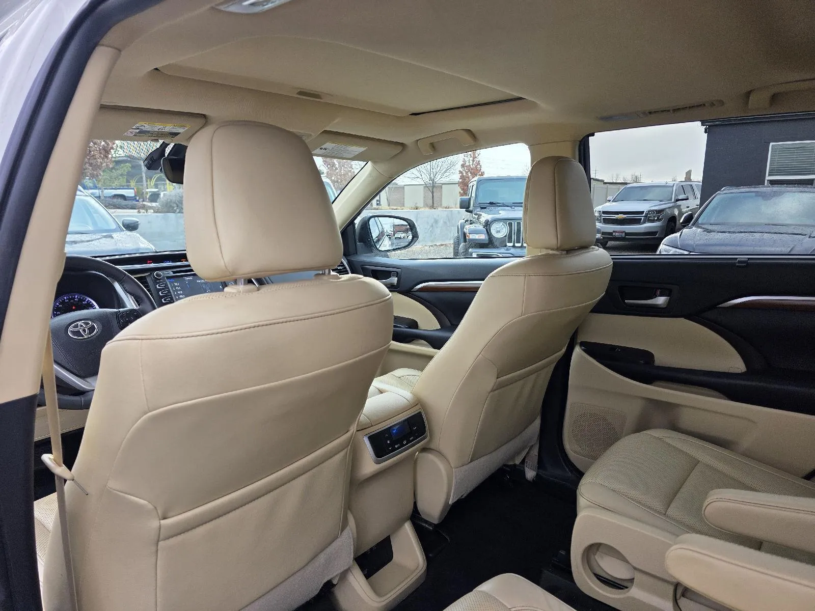 2019 Toyota Highlander Limited - Photo 15