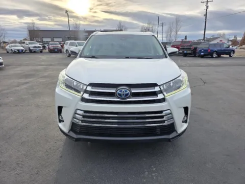 Photos of 2019 Toyota Highlander Hybrid Limited for sale in Boise, ID at Driven