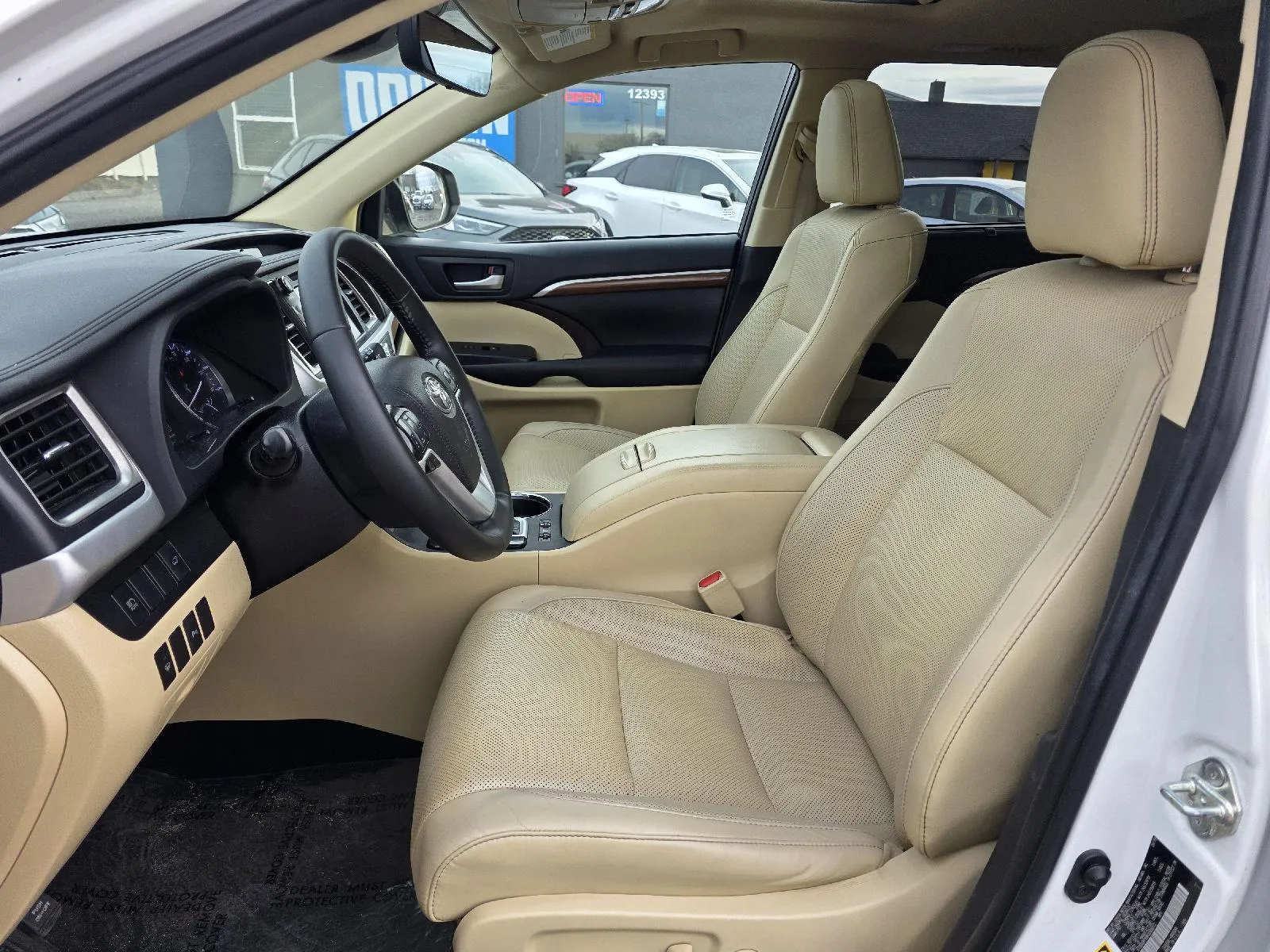 2019 Toyota Highlander Limited - Photo 9