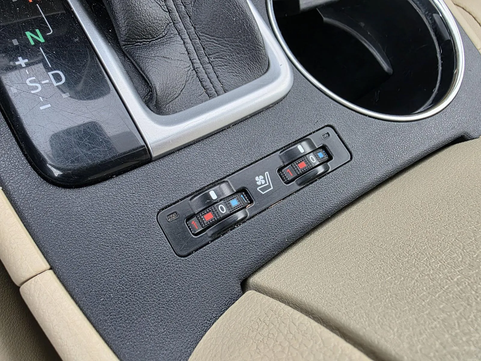 2019 Toyota Highlander Limited - Photo 43