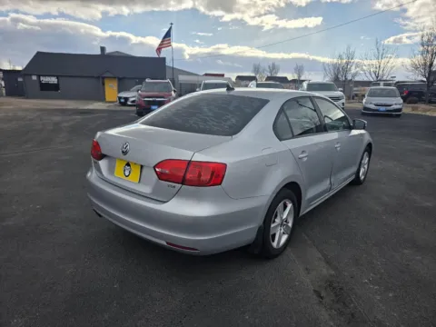 More photos of 2012 Volkswagen Jetta Sedan TDI w/Premium at Driven, ID