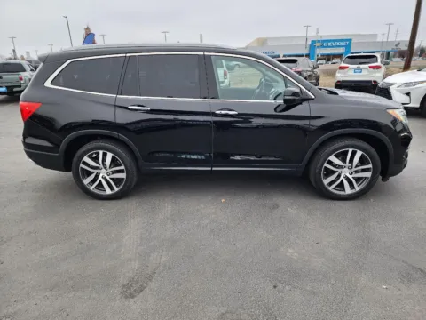 More photos of 2018 Honda Pilot Elite at Driven, ID