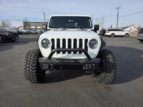 Photos of 2020 Jeep Gladiator Overland for sale in Boise, ID at Driven