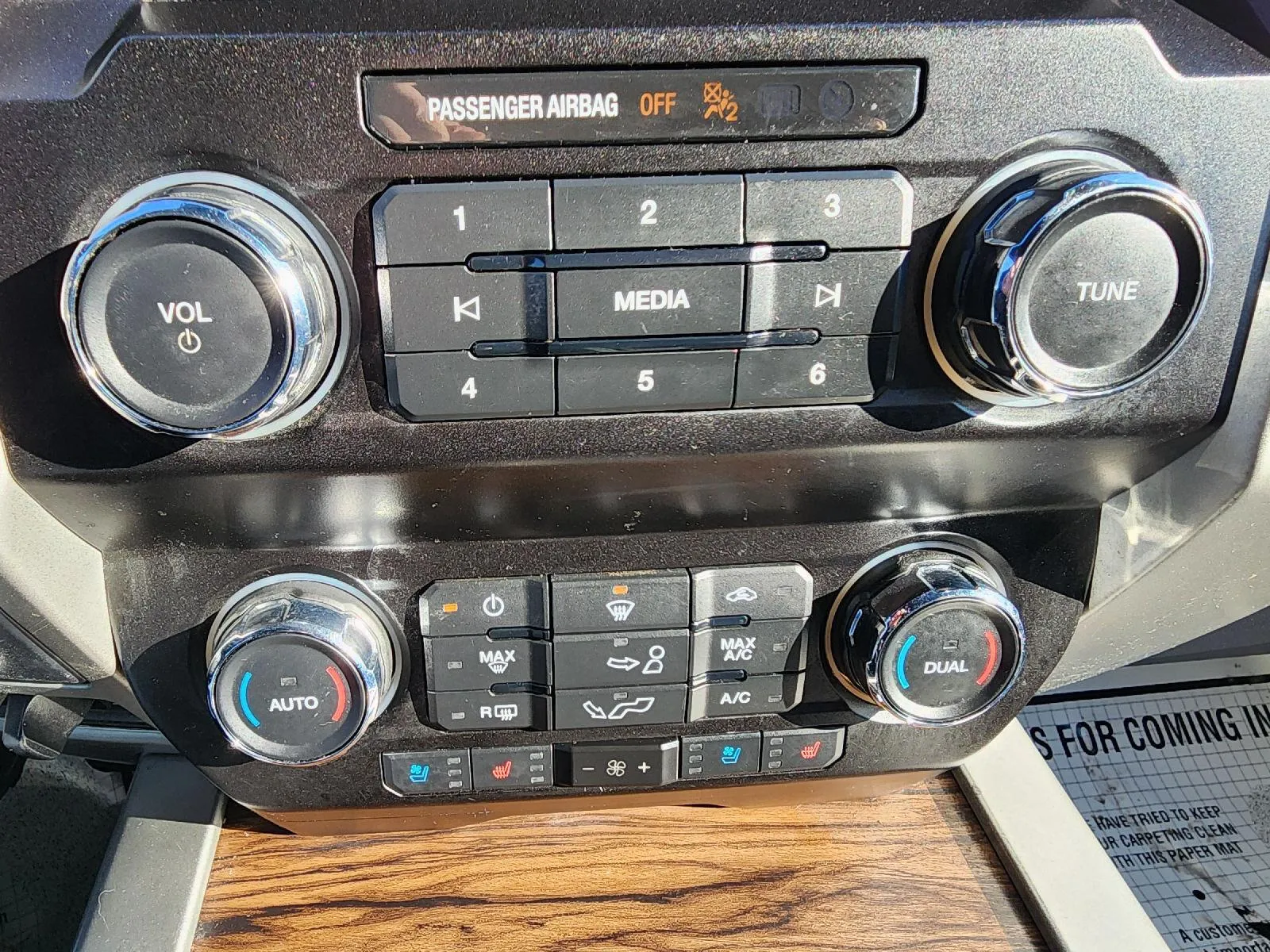 2020 Ford F-150 Lariat - Photo 15