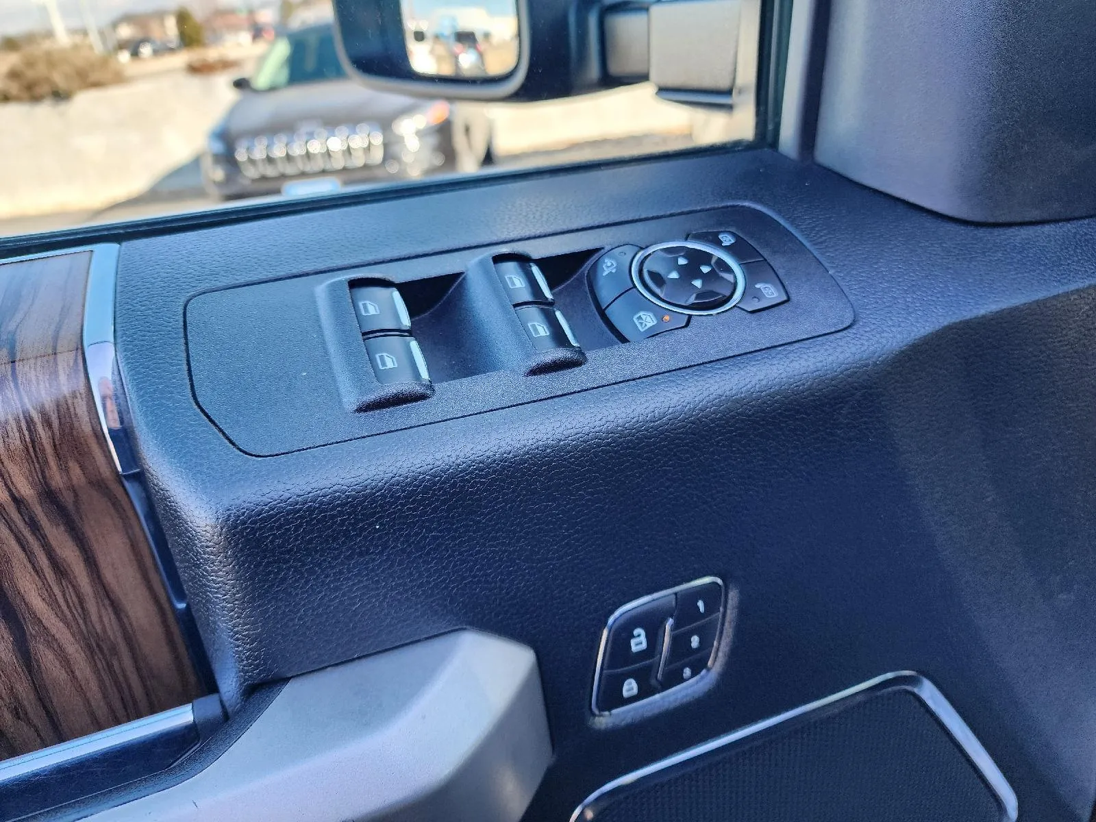 2020 Ford F-150 Lariat - Photo 19