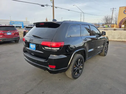 More photos of 2019 Jeep Grand Cherokee Altitude at Driven, ID