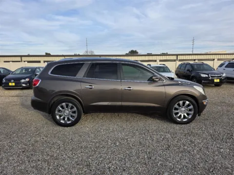 More photos of 2012 Buick Enclave Premium at Driven, ID