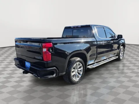 More photos of 2020 Chevrolet Silverado 1500 High Country at Driven, ID
