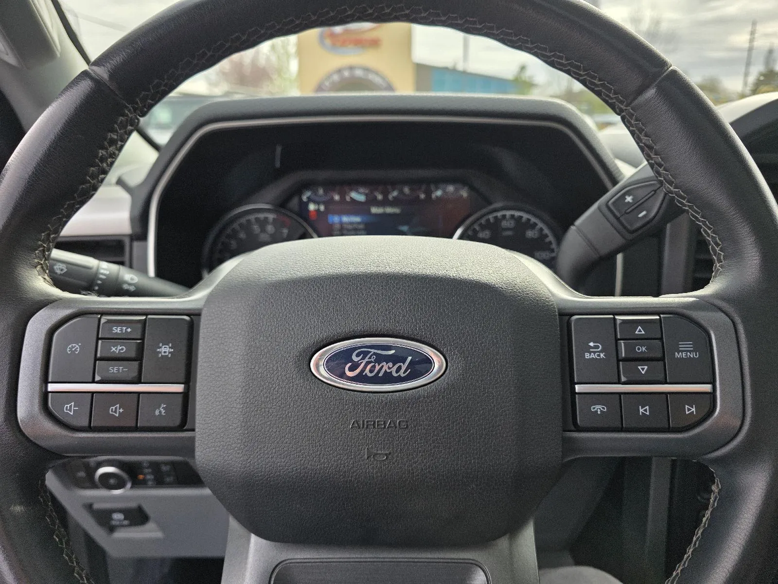 2023 Ford F-150 XLT - Photo 14