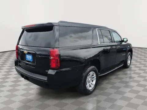 More photos of 2018 Chevrolet Suburban LT at Driven, ID