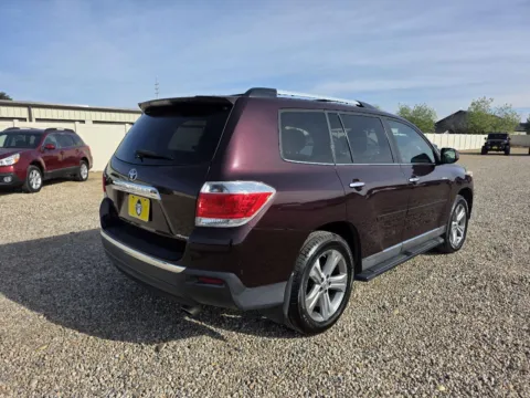 More photos of 2011 Toyota Highlander Limited at Driven, ID