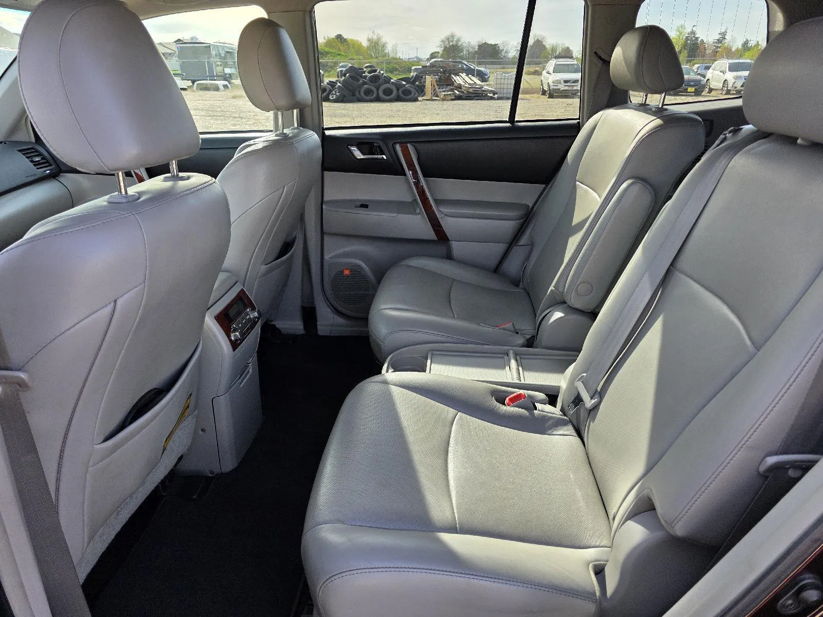 2011 Toyota Highlander Limited - Photo 12