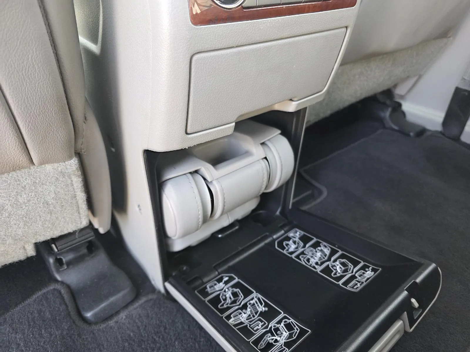 2011 Toyota Highlander Limited - Photo 14