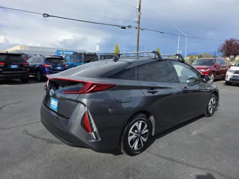 More photos of 2018 Toyota Prius Prime Premium at Driven, ID