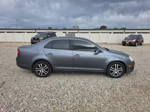 More photos of 2006 Volkswagen Jetta Sedan 1.9L TDI at Driven, ID