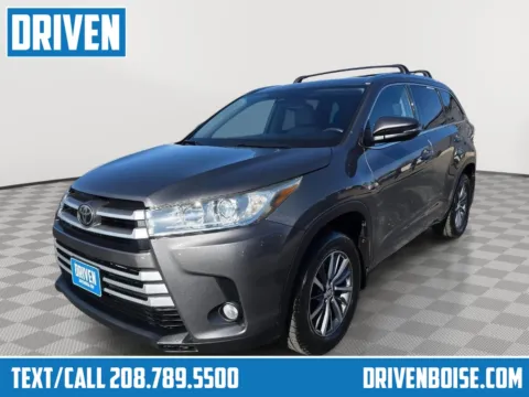 Gray 2018 Toyota Highlander XLE for sale in Boise, ID