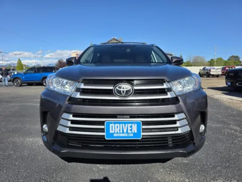 Photos of 2018 Toyota Highlander XLE for sale in Boise, ID at Driven