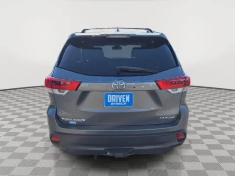 More photos of 2018 Toyota Highlander XLE at Driven, ID