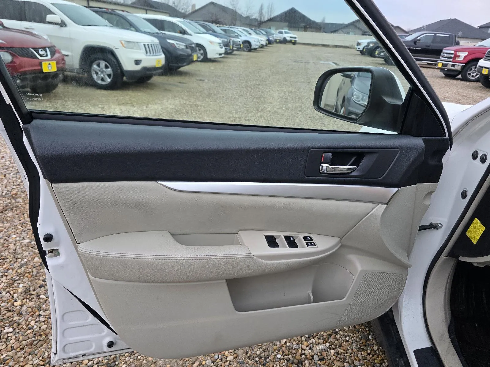 2010 Subaru Outback I Premium - Photo 12