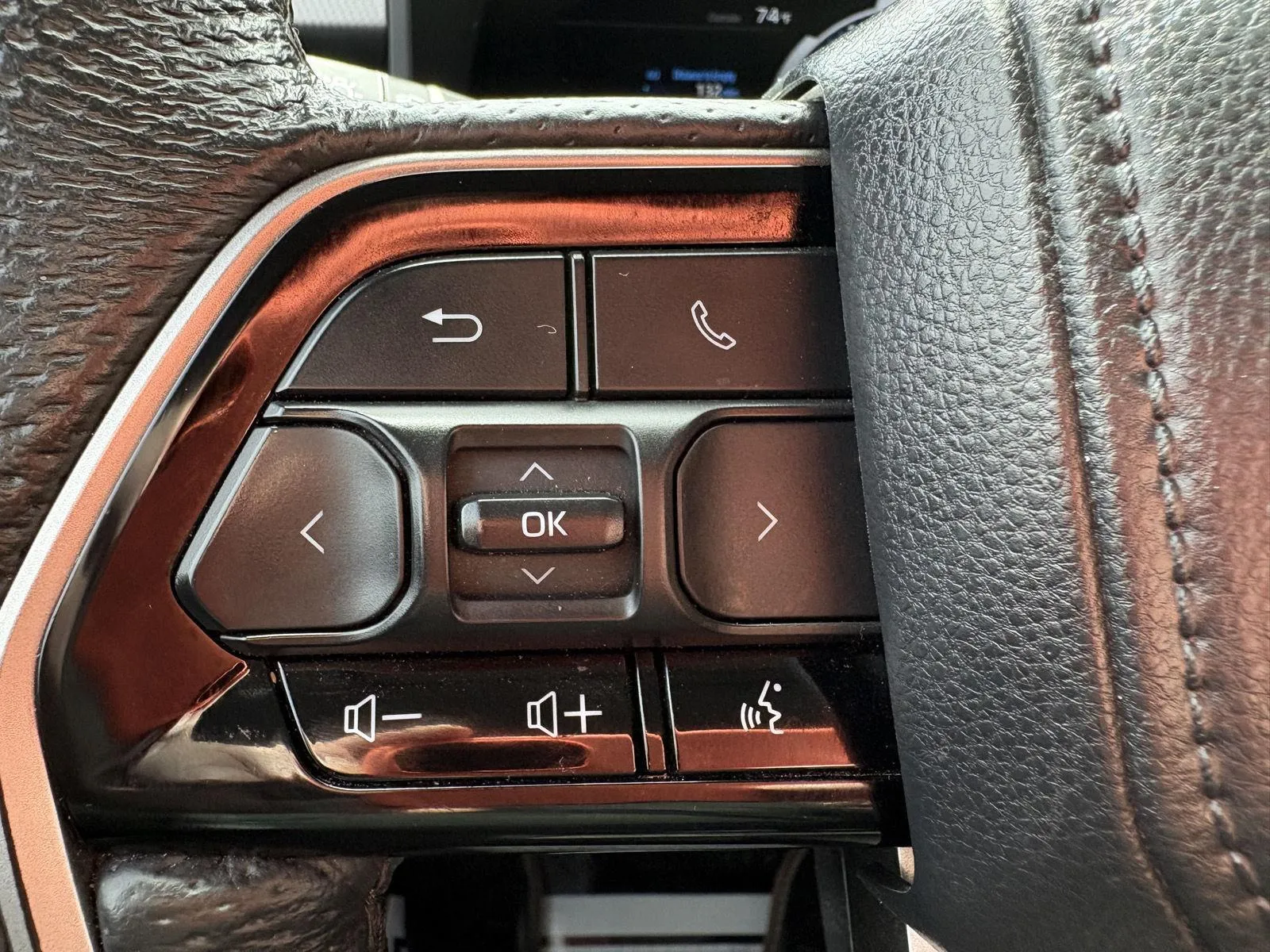 Toyota Sequoia photo 10