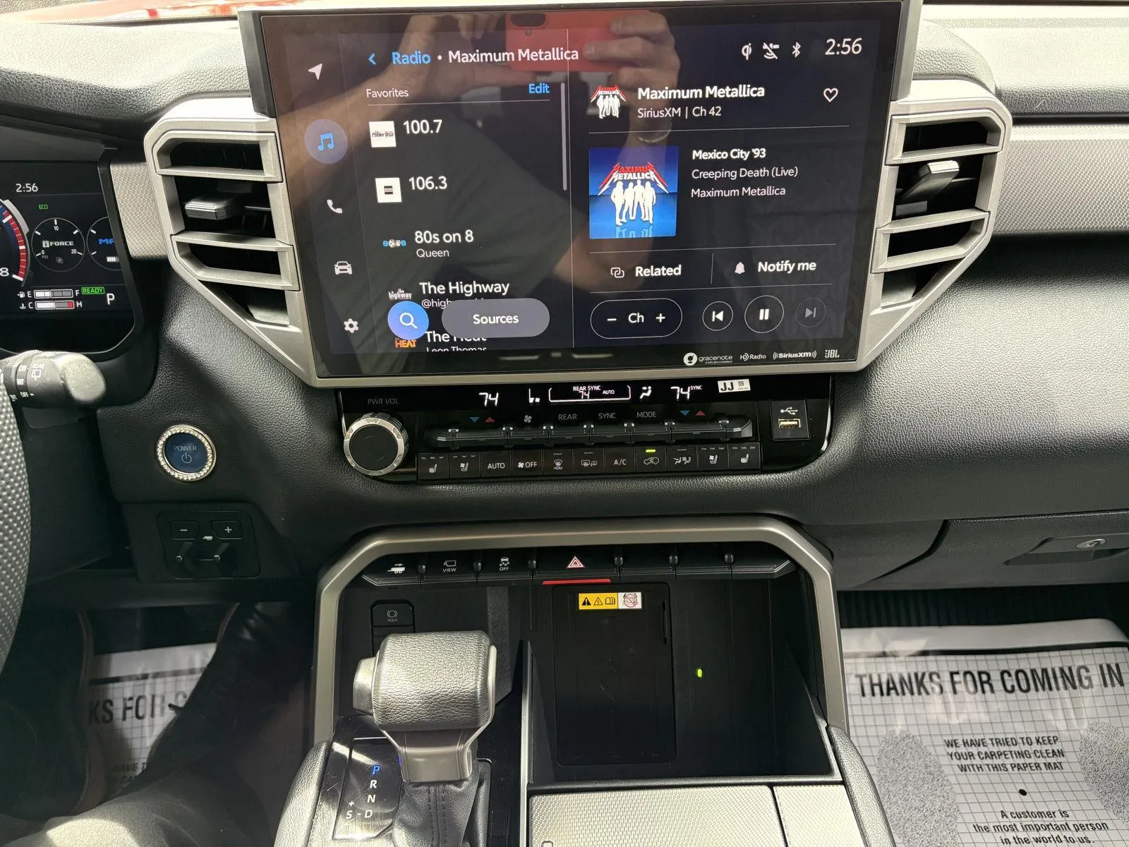 Toyota Sequoia photo 13