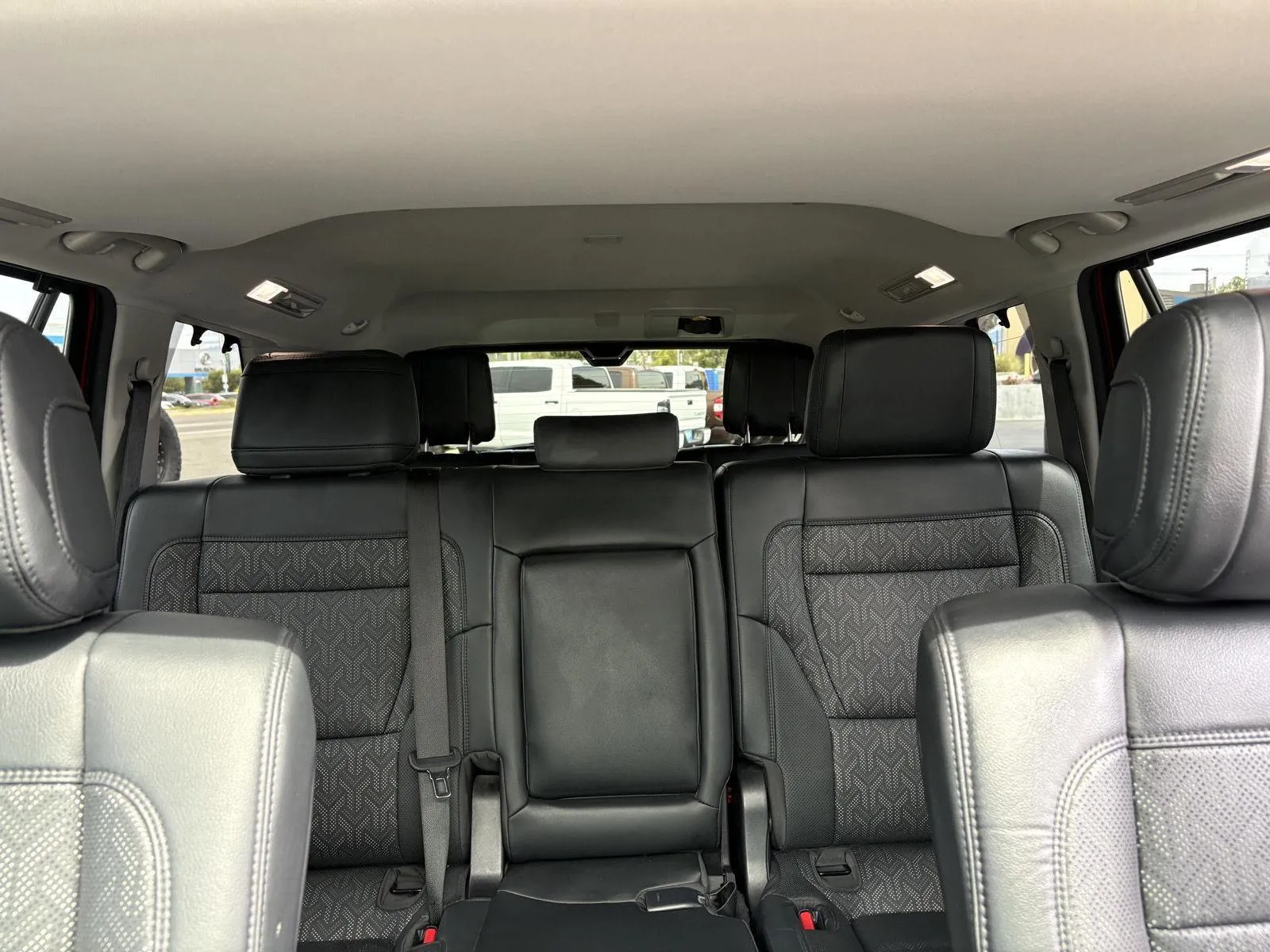Toyota Sequoia photo 16