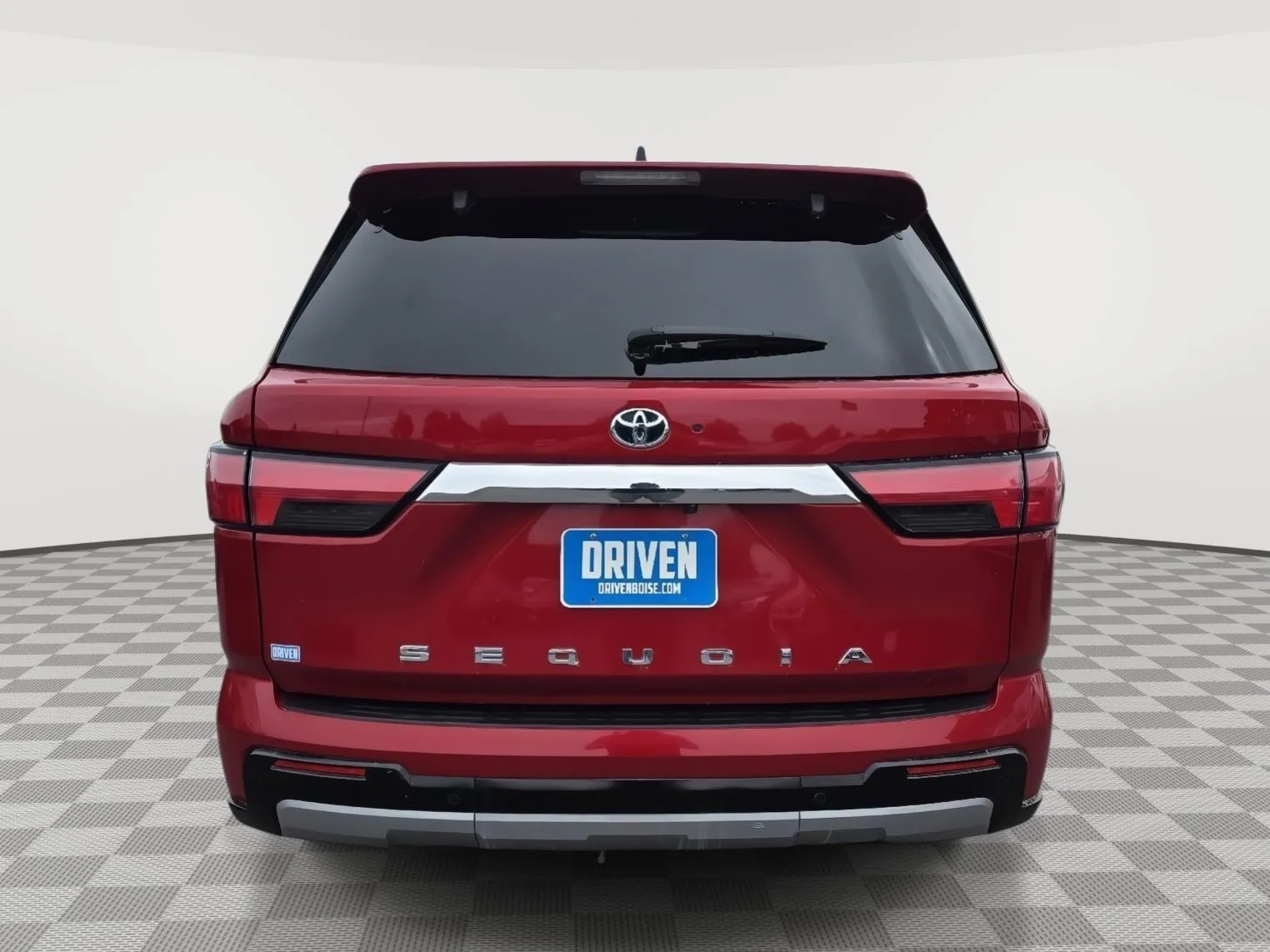 Toyota Sequoia photo 5