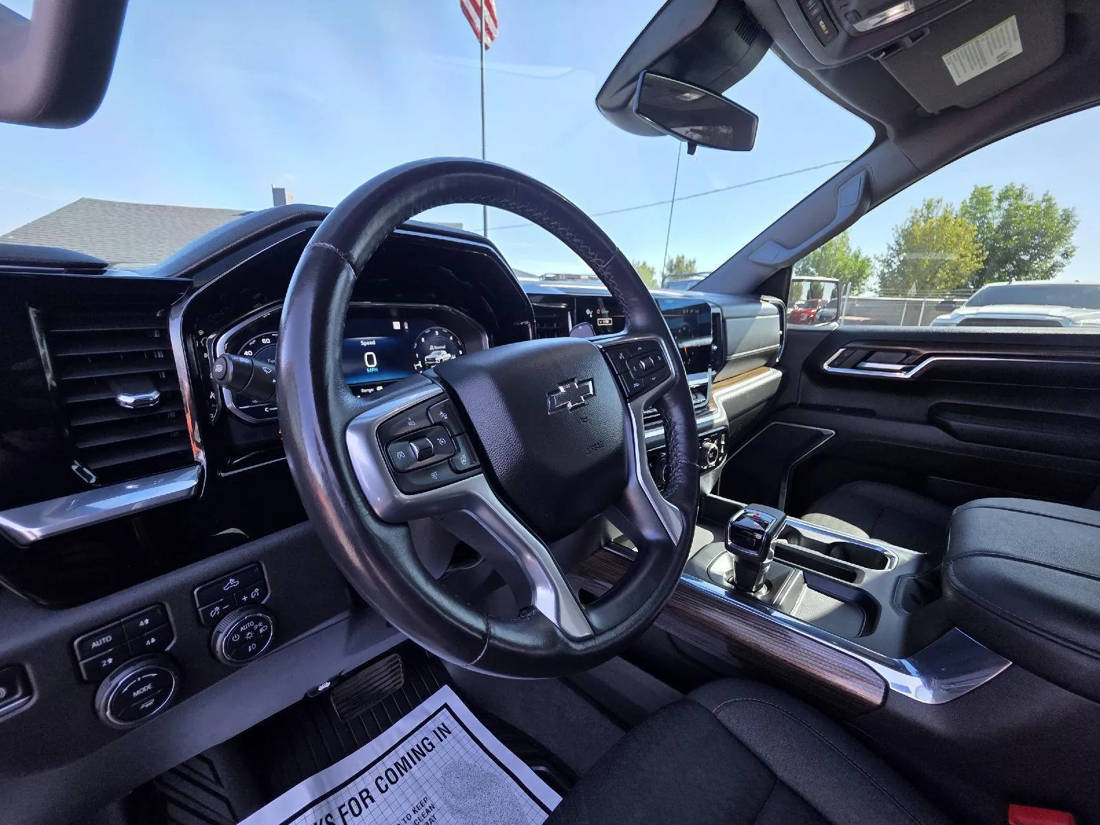 2023 Chevrolet Silverado 1500 LT Trail Boss - Photo 8